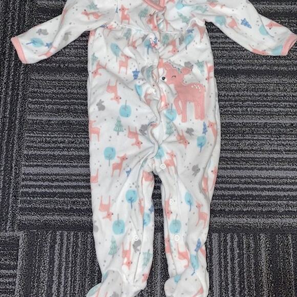 6-9 months baby bundle. dresses, jeans, fleece one piece skirt. deer flower - Picture 9 of 11